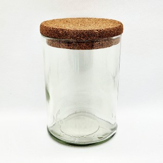 Azucarero transparente hecho de botella reciclada